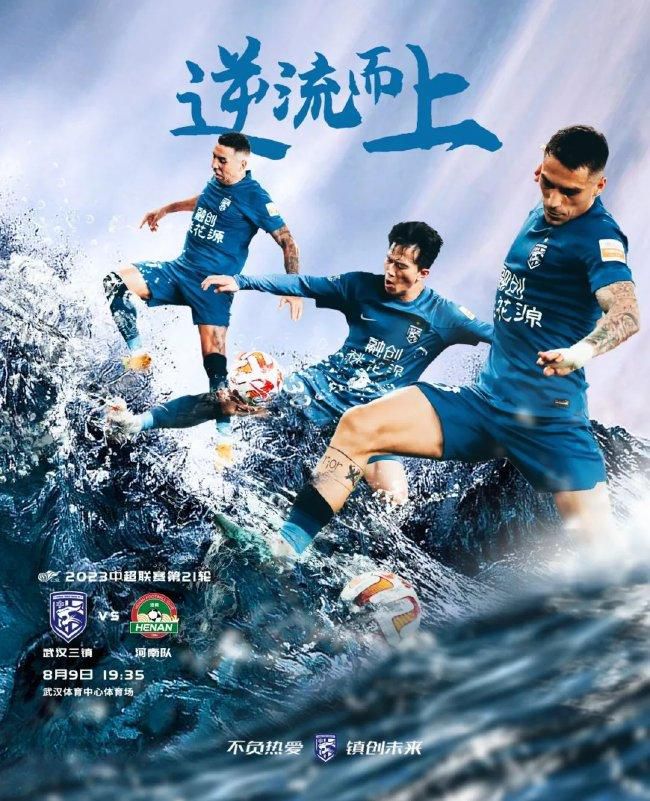苏知鱼点点头，有些激动的跑到套房客厅的书桌，打开了其中的抽屉。